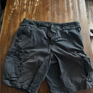 American Eagle Outfitters Men's Black Cargo Shorts
